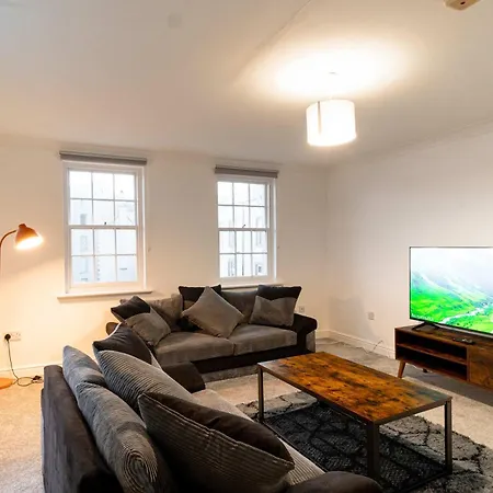 Daire Lovely 2 Bed Harbourside With Sea Views