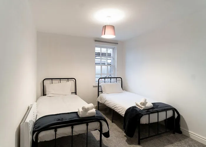 Lovely 2 Bed Harbourside With Sea Views Whitehaven